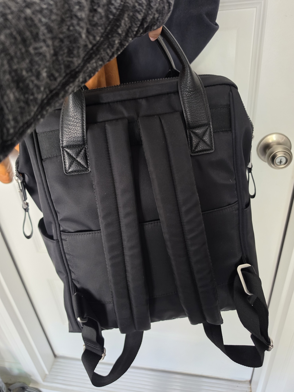 Baggallini Black Laptop Everyday Backpack - Picture 2 of 5